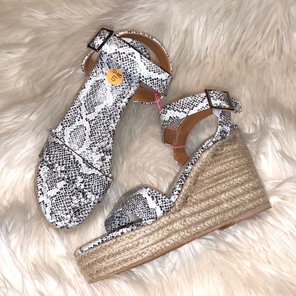 Shoes - Faux Snakeskin Wedges 5